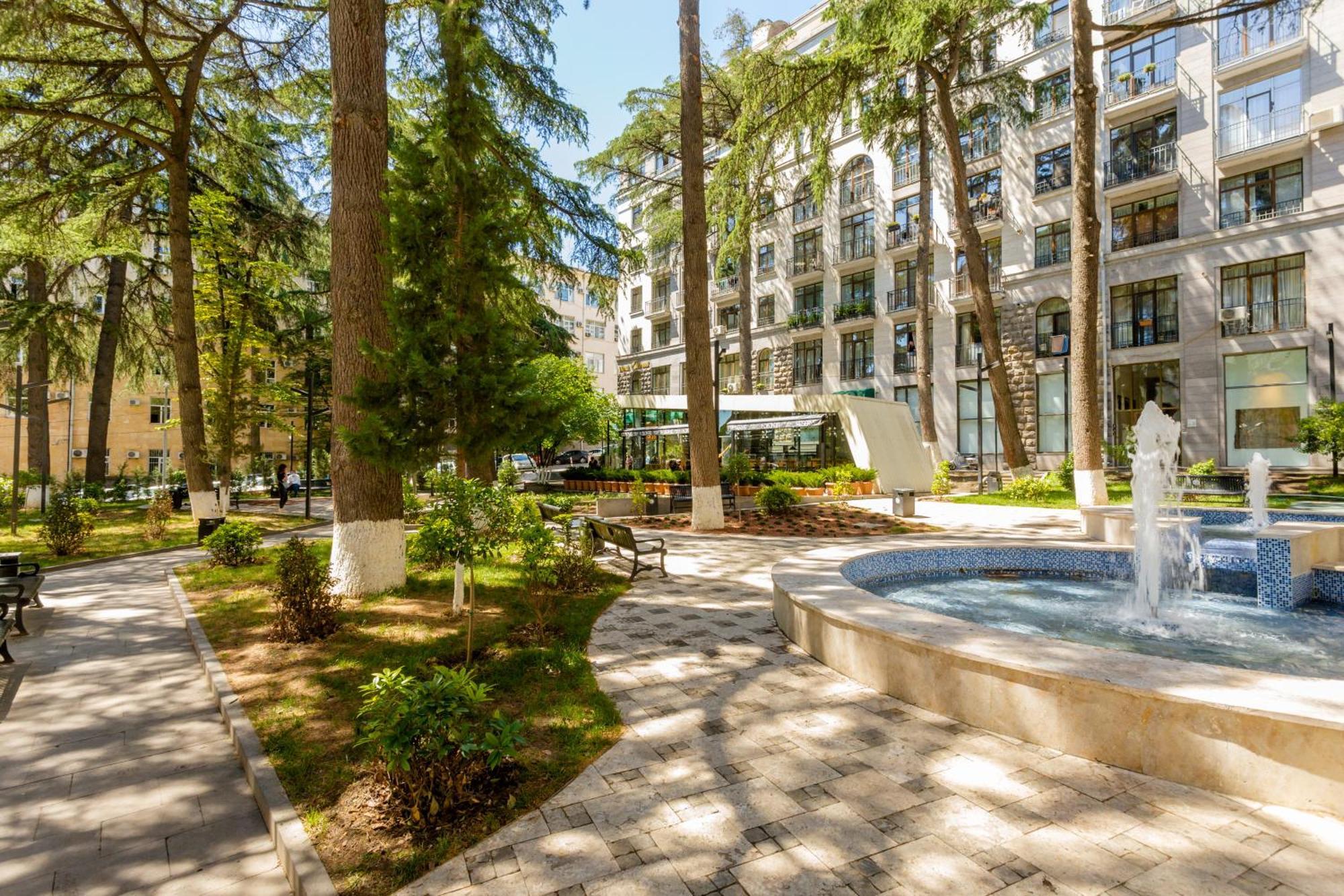 Central Comfort Place Lll Tbilisi Exterior photo